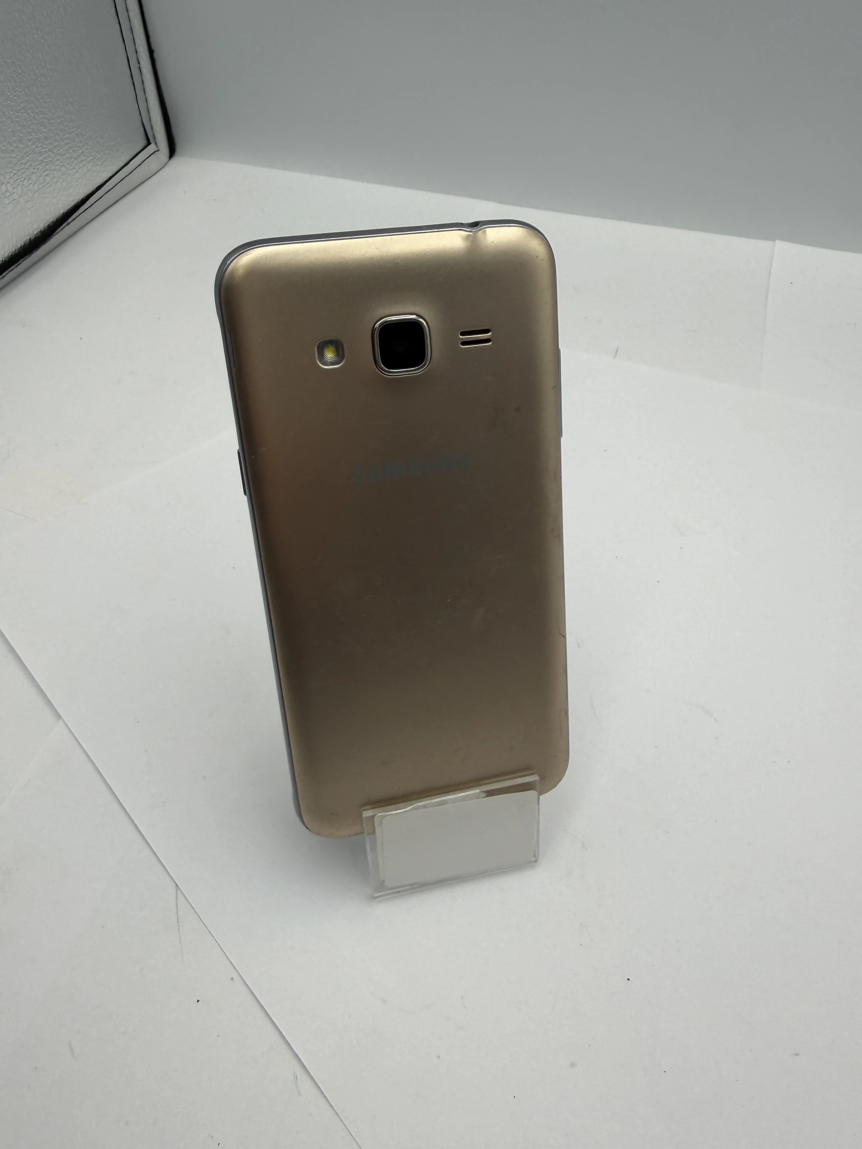 telefon-samsung-galaxy-j3-2016-sm-j320fn-8gb-kod-producenta-sm-j320fn