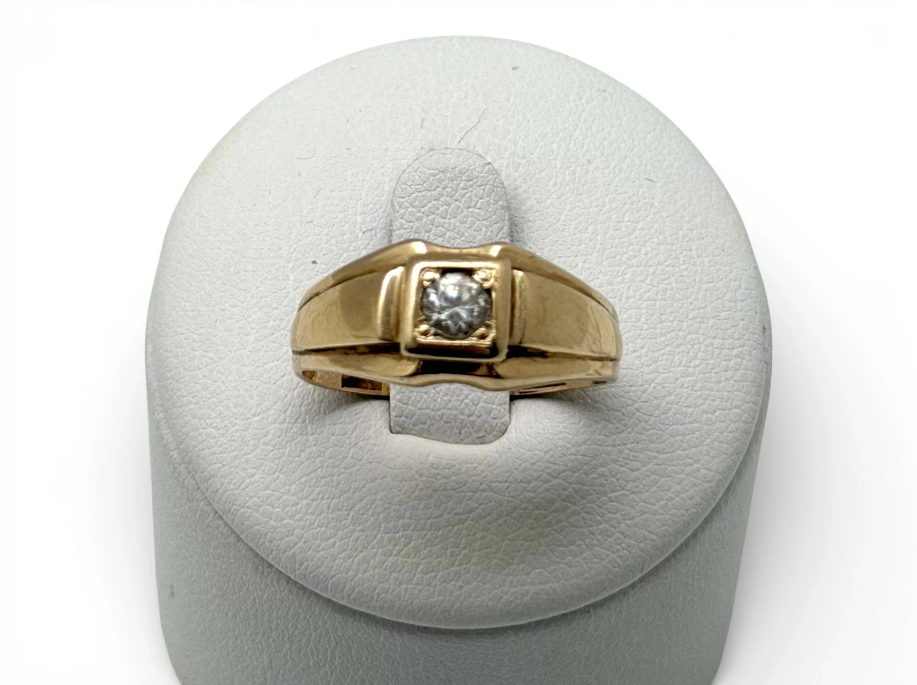 piekny-zloty-pierscionek-585-i-w-401g-i-r-17-i-material-15835-2