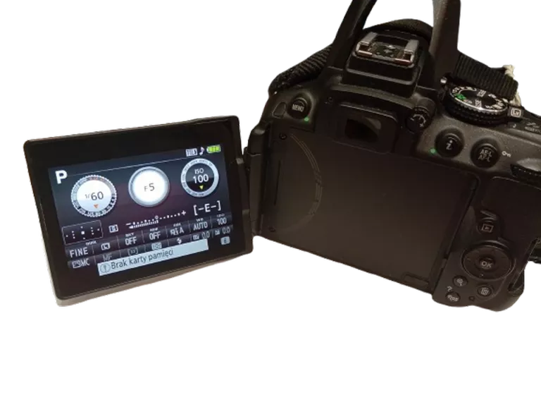 aparat-nikon-d5300-obiektyw-nikkor-18-105-przebieg-migawki-8176-w-zestawie-814-2