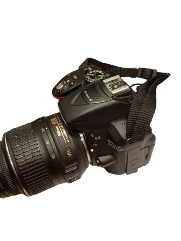aparat-nikon-d5300-obiektyw-nikkor-18-105-przebieg-migawki-8176-ean-gtin-0018208997220