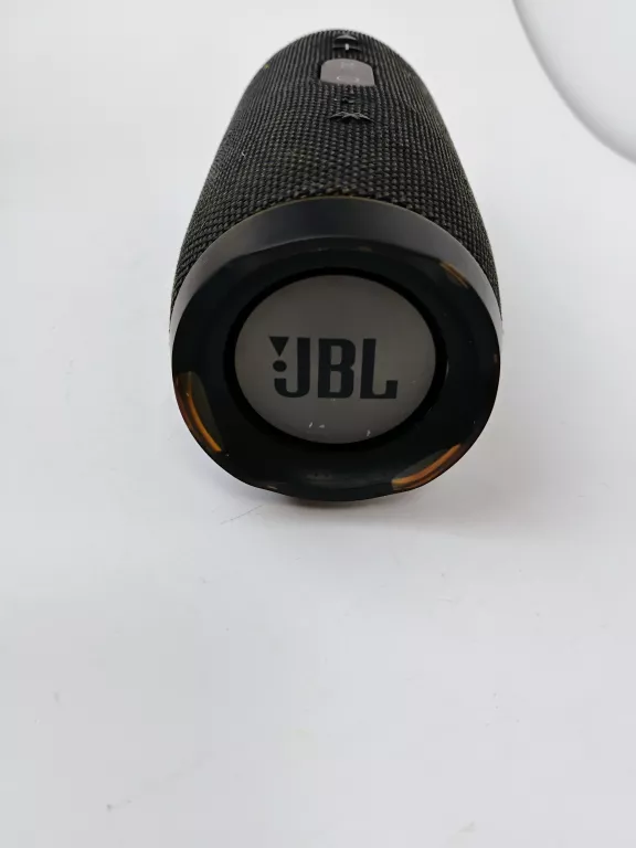 glosnik-jbl-charge-3-czarny-stan-11323-2