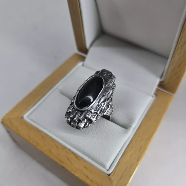 srebrny-pierscionek-717g-925-r-17-rodzaj-2205-2