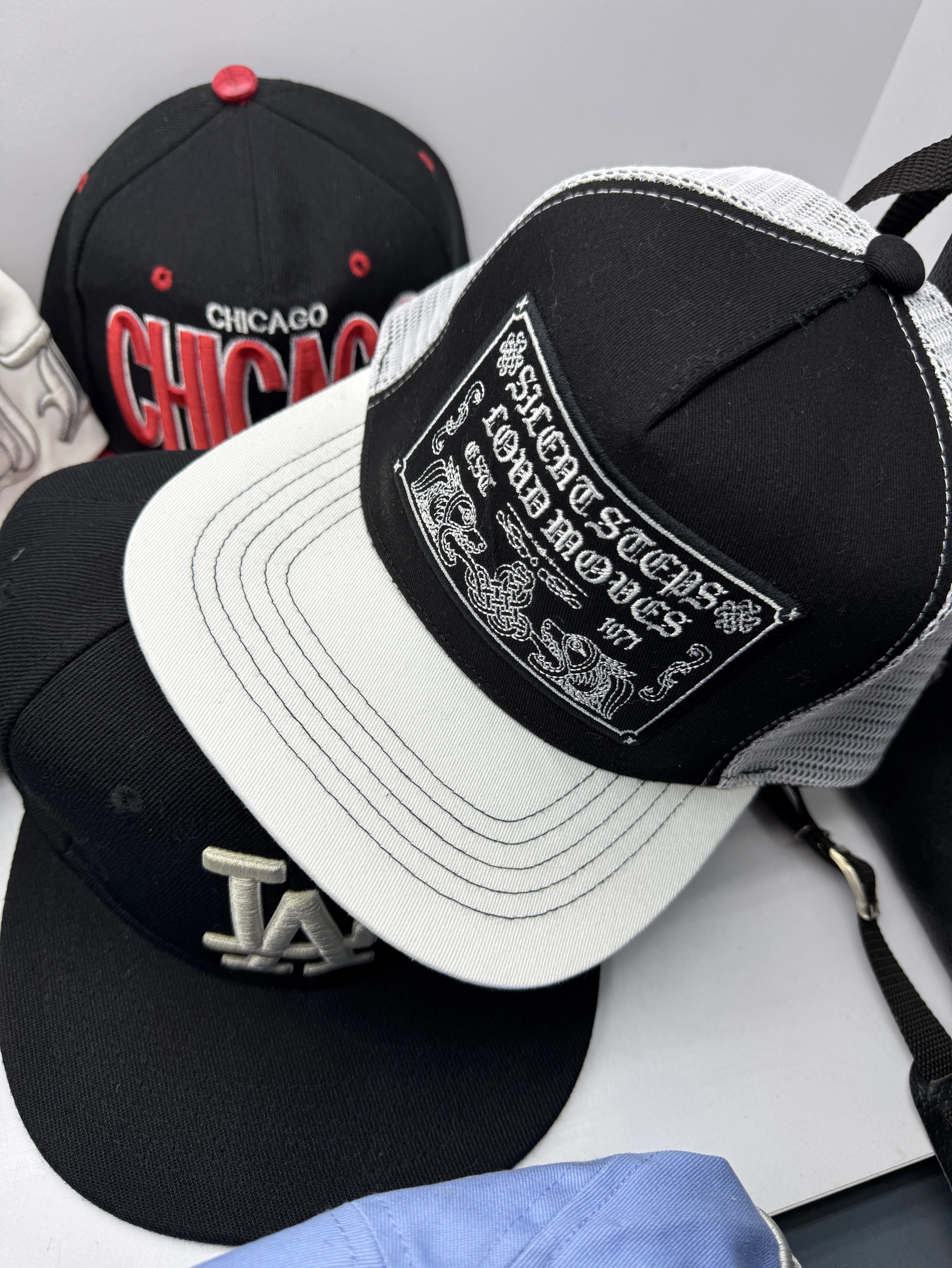 czapki-z-daszkiem-kolor-mix-rozmiar-3806-16