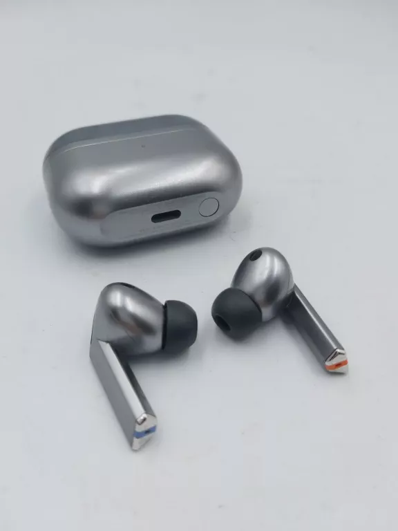 sluchawki-bezprzewodowe-douszne-samsung-galaxy-buds3-pro-kolor-dominujacy-129357-8