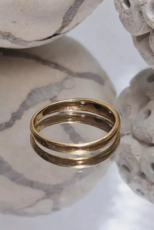 zloty-pierscionek-z-czarna-cyrkonia-184-g-ean-gtin-5903772051278