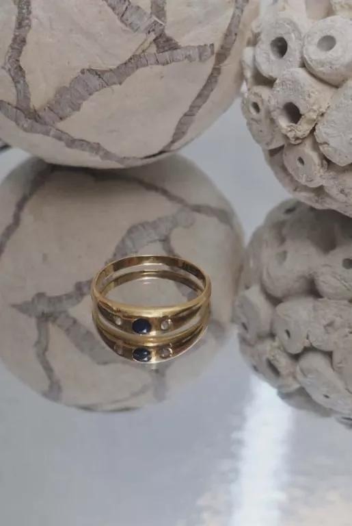 zloty-pierscionek-z-czarna-cyrkonia-184-g-rodzaj-2205-16