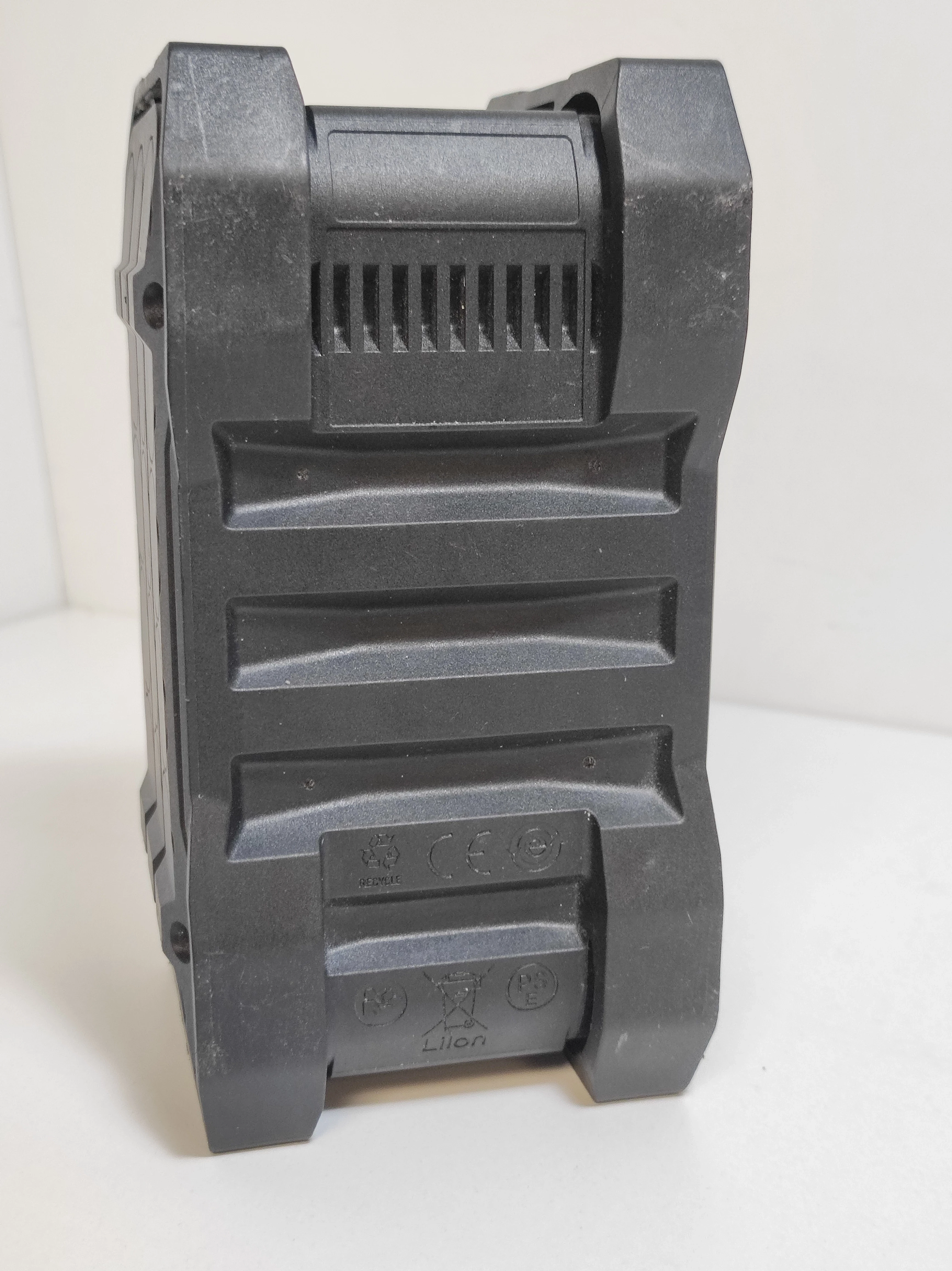 akumulator-hilti-b22-255-12-ah-okazja-pojemnosc-akumulatora-1200