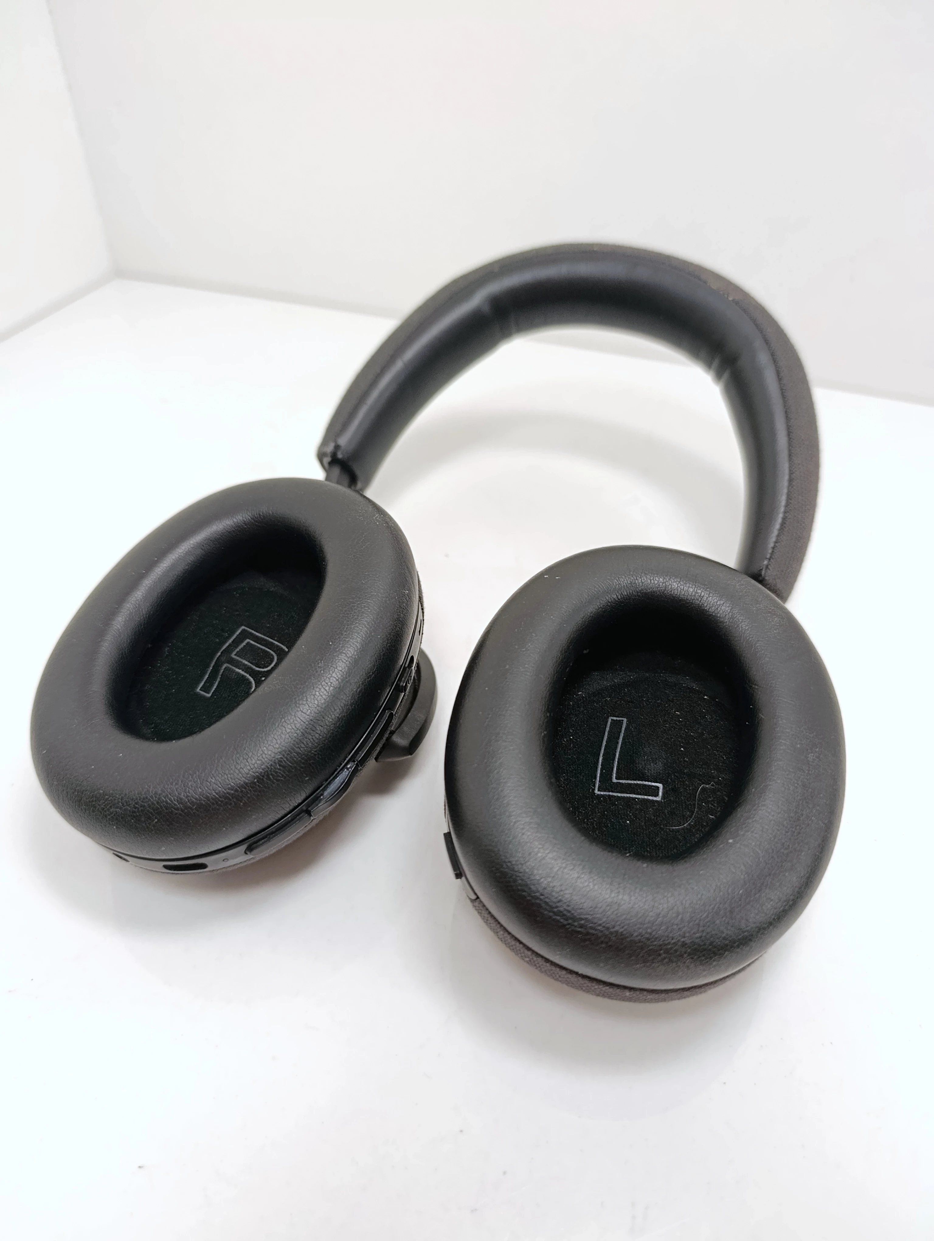 bowers-wilkins-px7-sluchawki-bezprzewodowe-wokoluszne-kod-producenta-fp44520