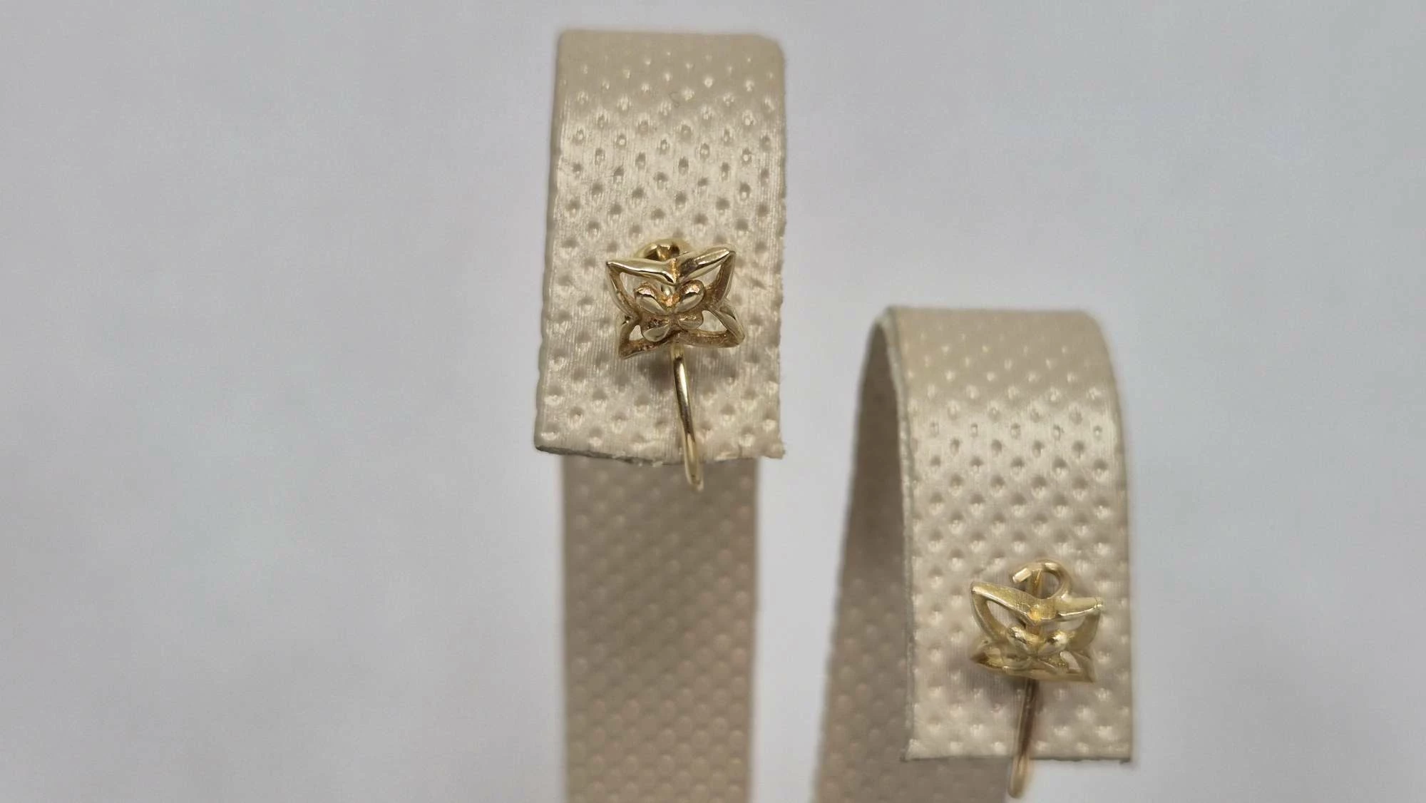 zlote-kolczyki-kwiatuszki-585-091g-kamien-17088-524288