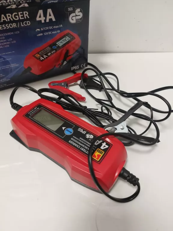 prostownik-do-akumulatorow-z-multiprocesorem-sena-ip65-natezenie-maksymalne-400