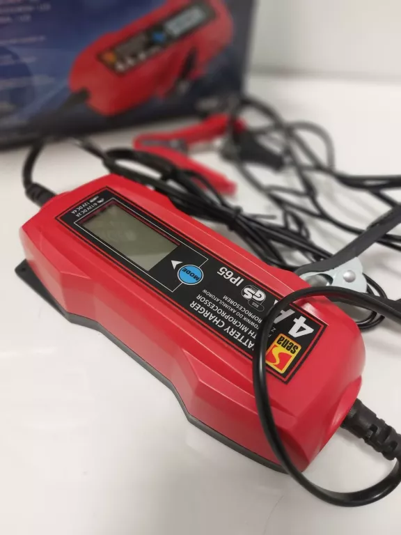 prostownik-do-akumulatorow-z-multiprocesorem-sena-ip65-stan-11323-2