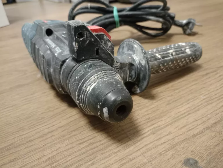 mlotowiertarka-bosch-gbh-240-walizka-maksymalna-moc-42000