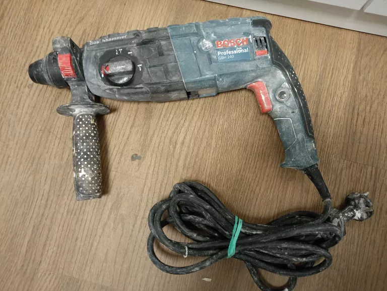 mlotowiertarka-bosch-gbh-240-walizka-ean-gtin-3165140684095