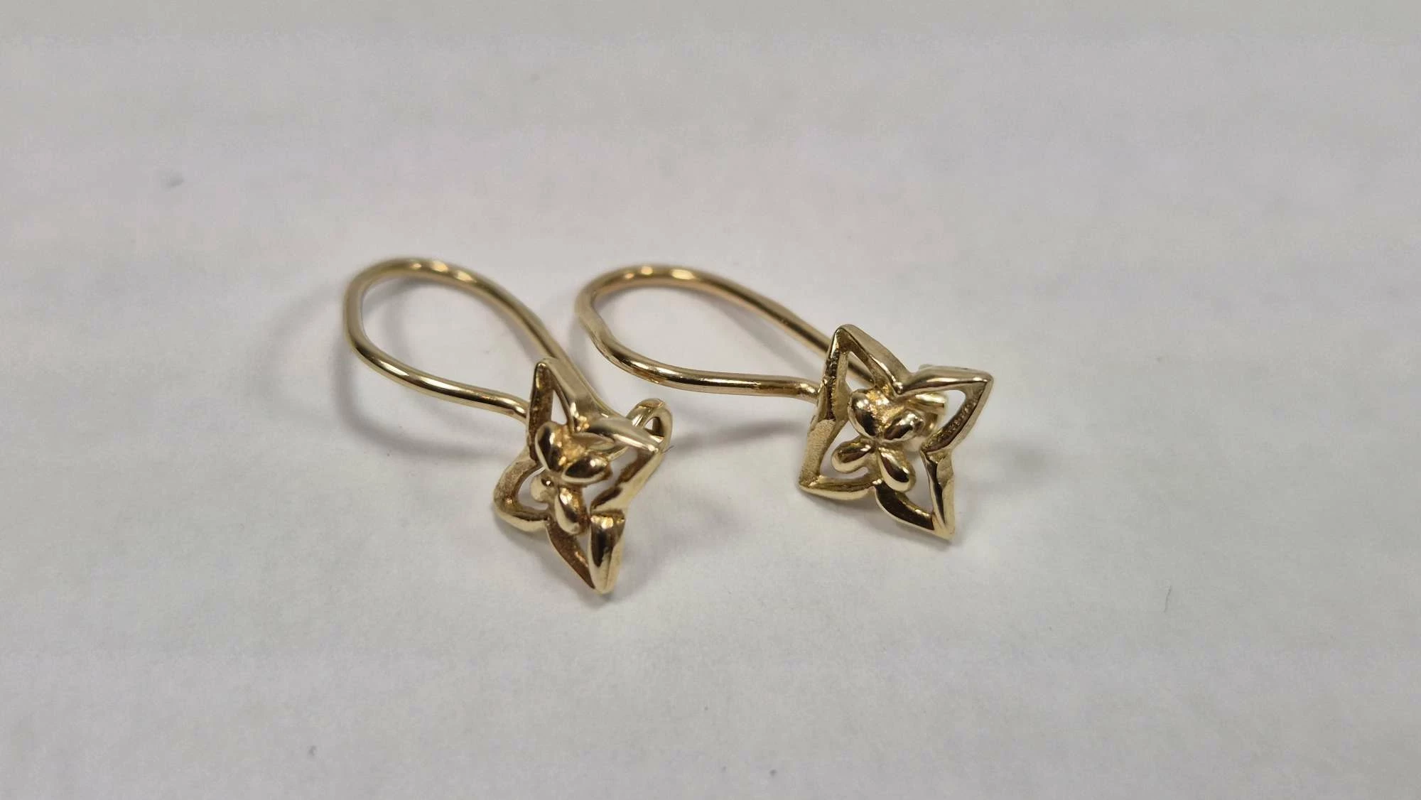 zlote-kolczyki-kwiatuszki-585-091g-toszecka-331-gliwice-g1