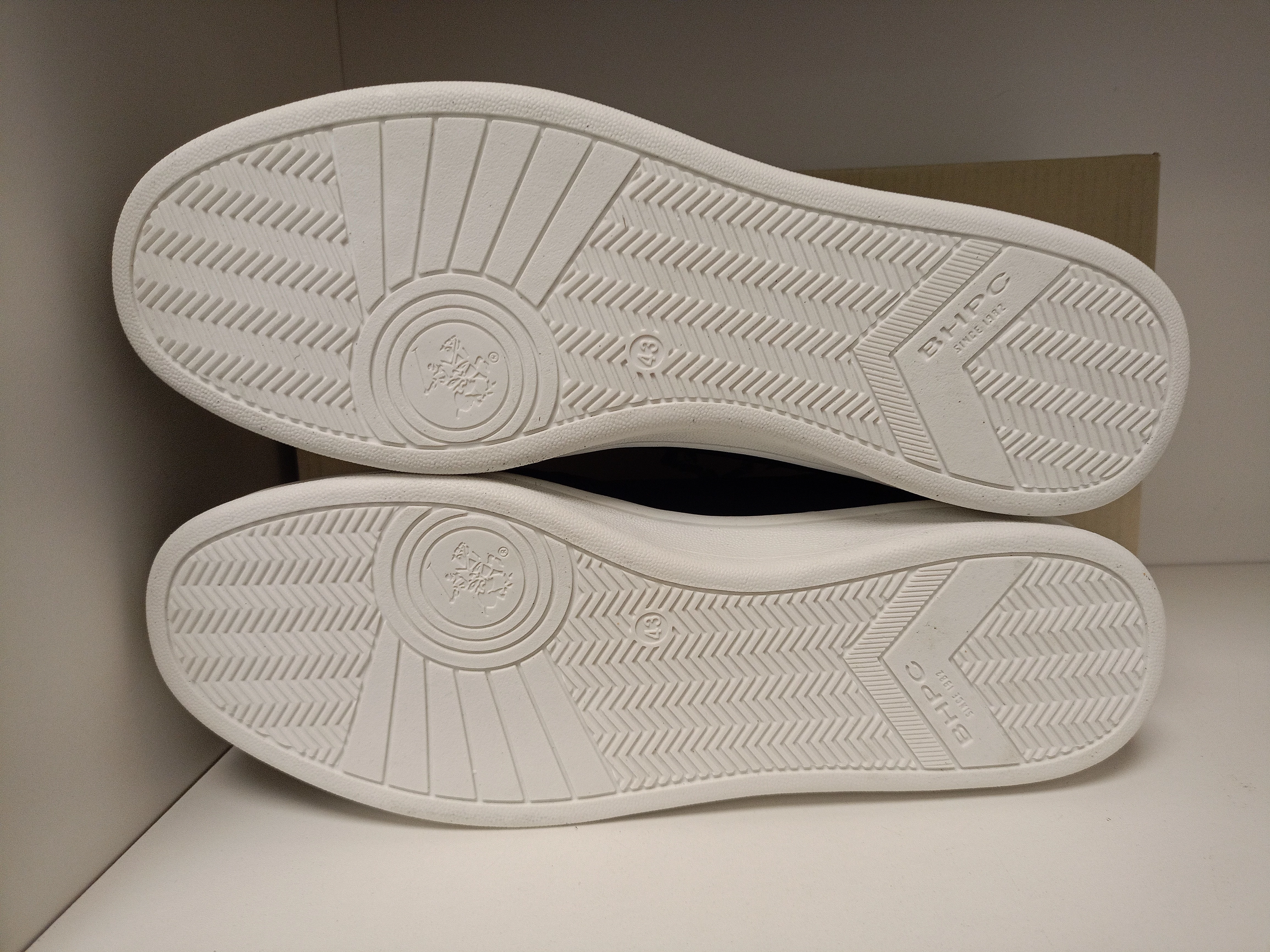 sneakersy-beverly-hills-polo-club-v5-10147-granatowy-rozm43-kod-producenta-v5-10147