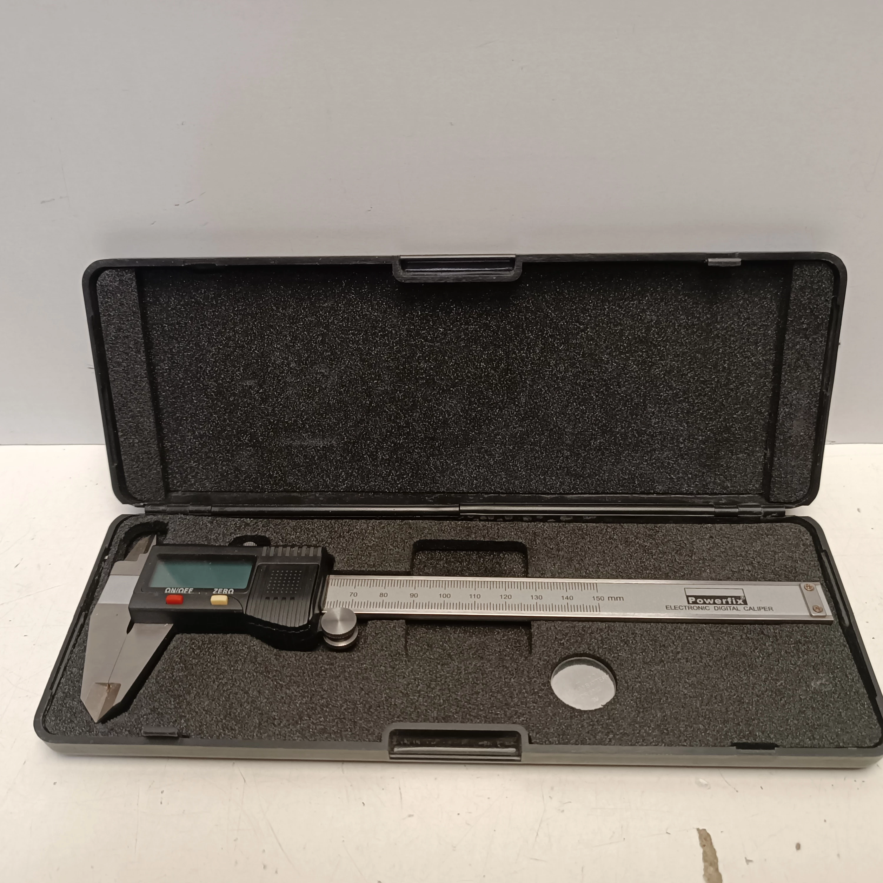 suwmiarka-powerfix-z22855f-pudelko-stan-11323-2