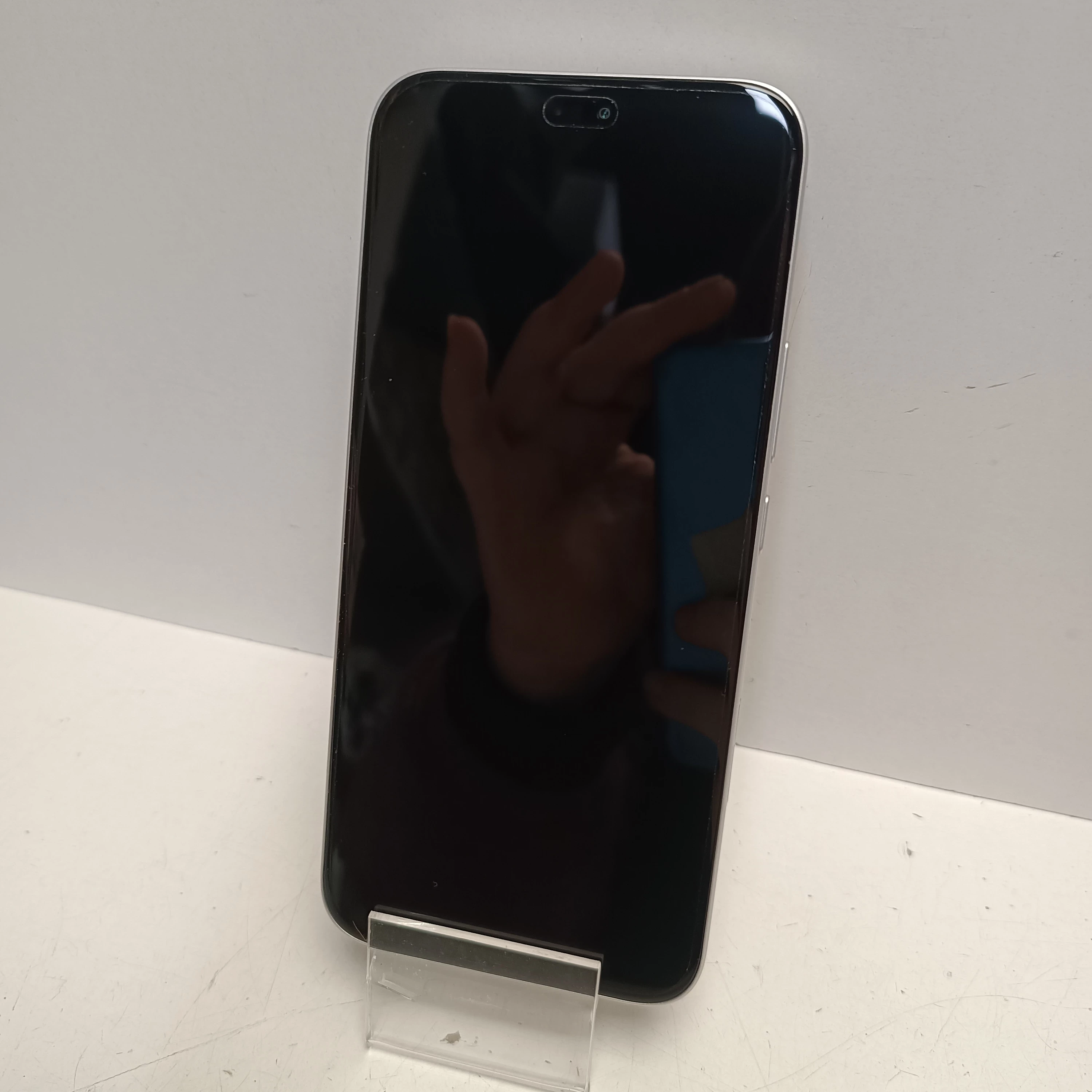 telefon-honor-400-lite-8256gb-kod-producenta-amber-n31c1-gy