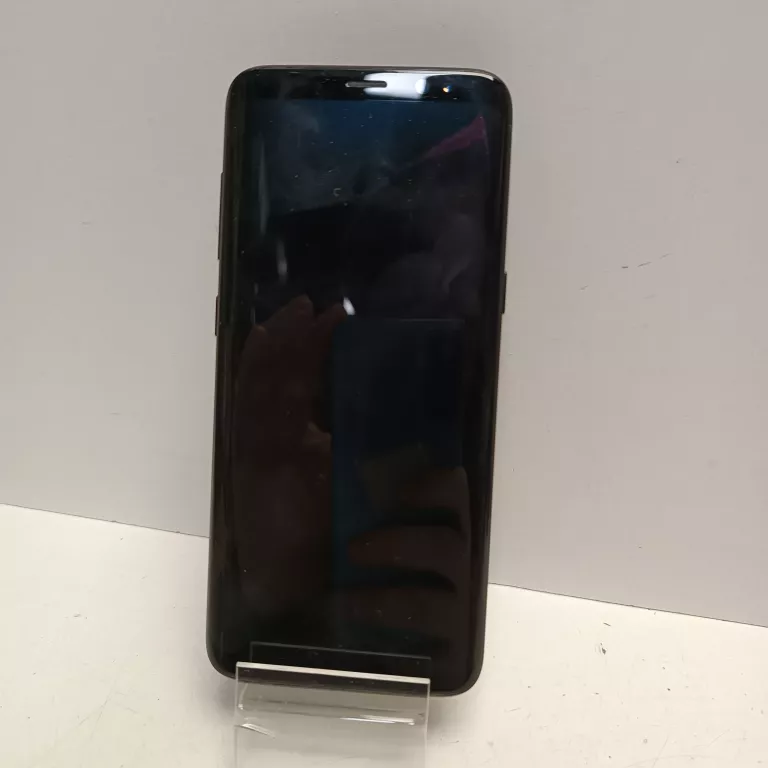 telefon-samsung-s8solo-przepalony-ekran-zbite-plecki-i-aparat-przekatna-ekranu-580