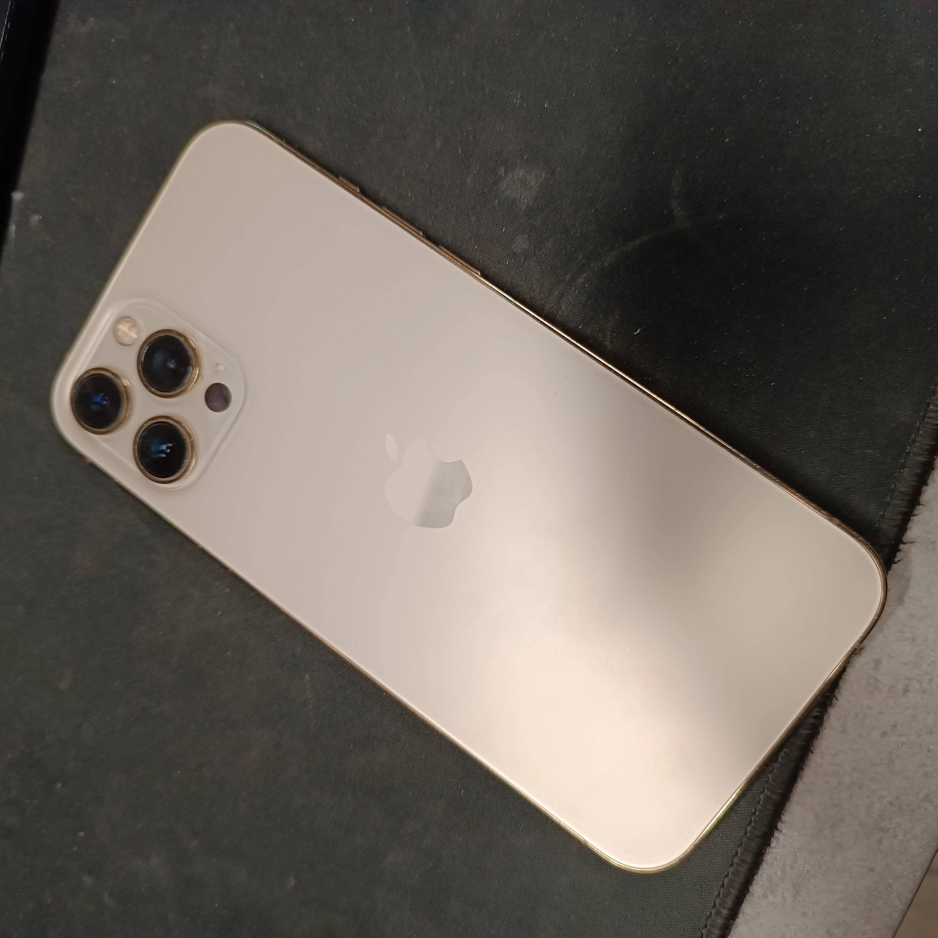 telefon-iphone-12-pro-max-128-gb-bateria-86-pamiec-ram-202865-214117