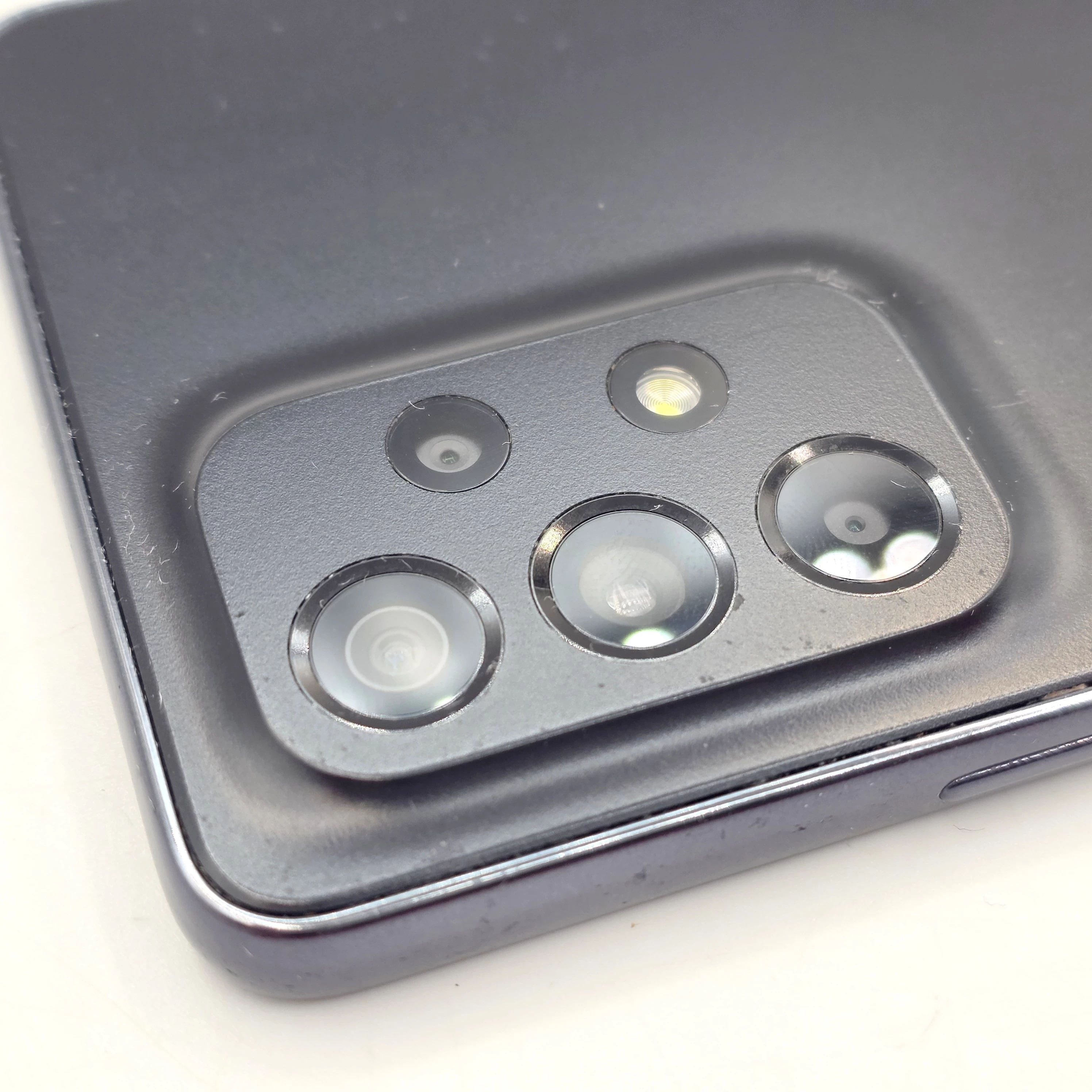 samsung-galaxy-a53-5g-128gb-przekatna-ekranu-650