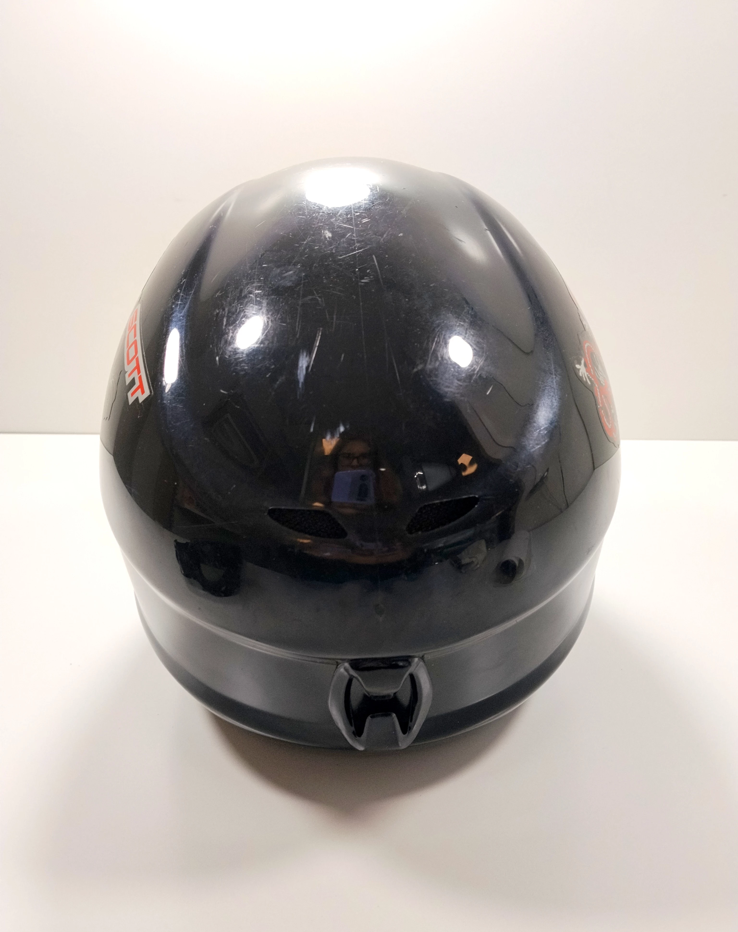 kask-dzieciecy-na-narty-stan-11323-2