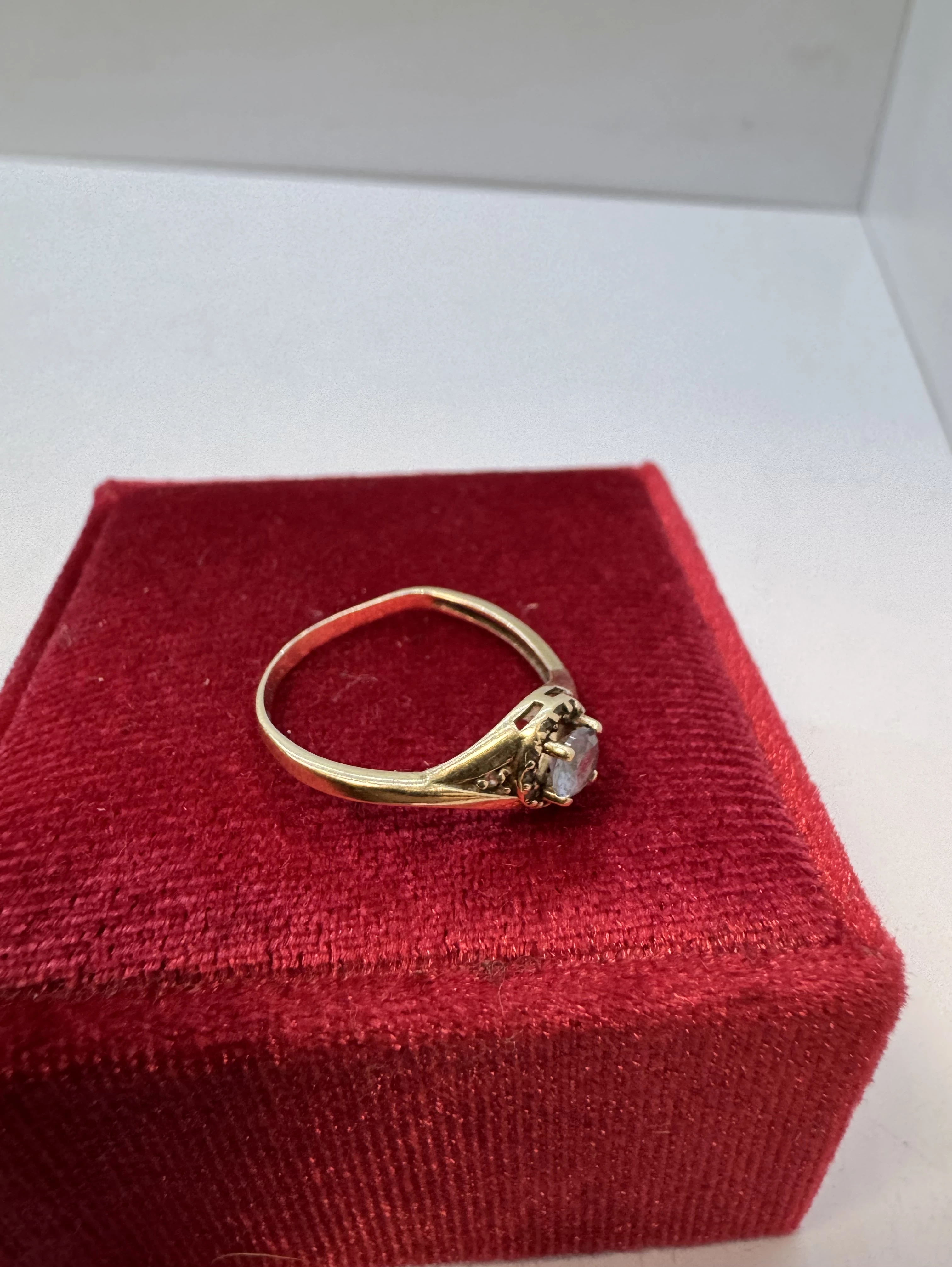 zloty-pierscionek-112g-r15-333-rodzaj-2205-16