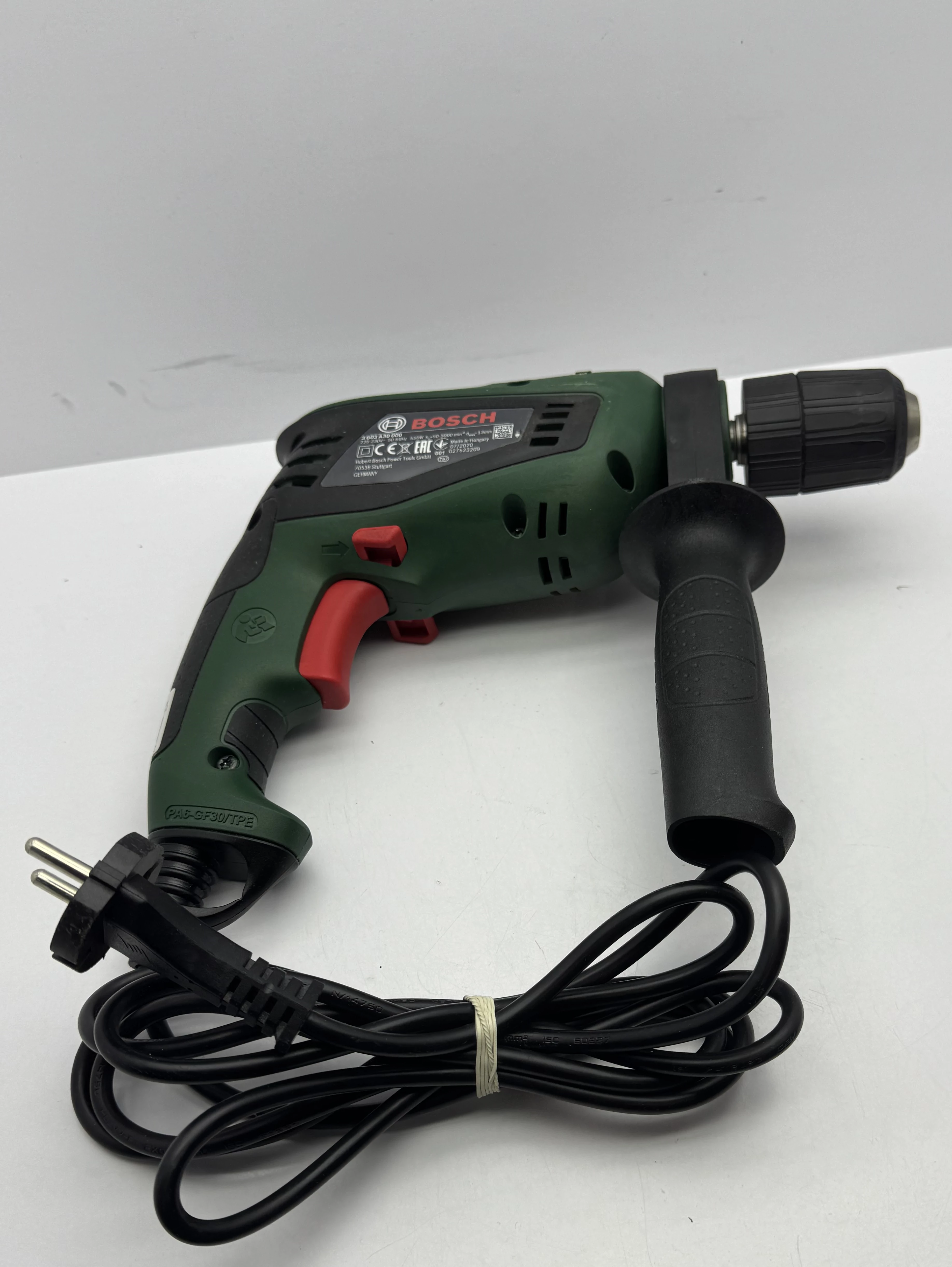 wiertarka-bosch-easy-impact-500-550w-bez-walizki-typ-uchwytu-129629-1