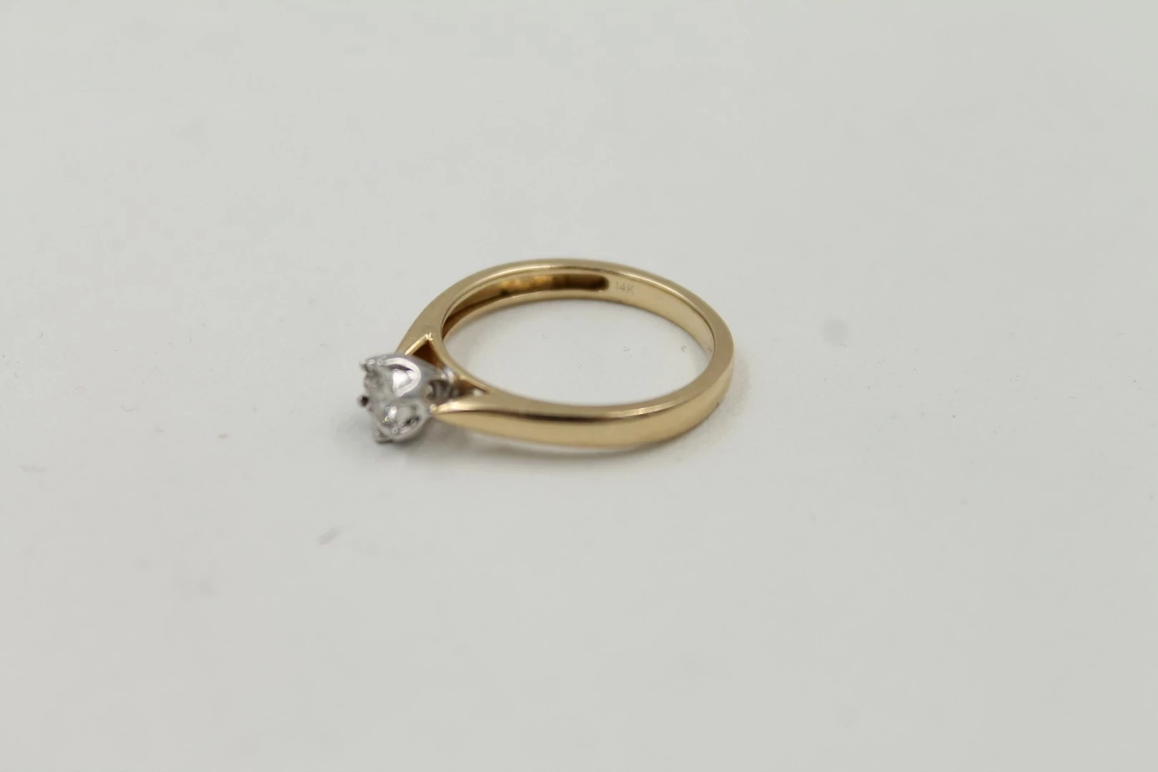 sliczny-zloty-pierscionek-z-brylantem-585-r12-material-15835-2