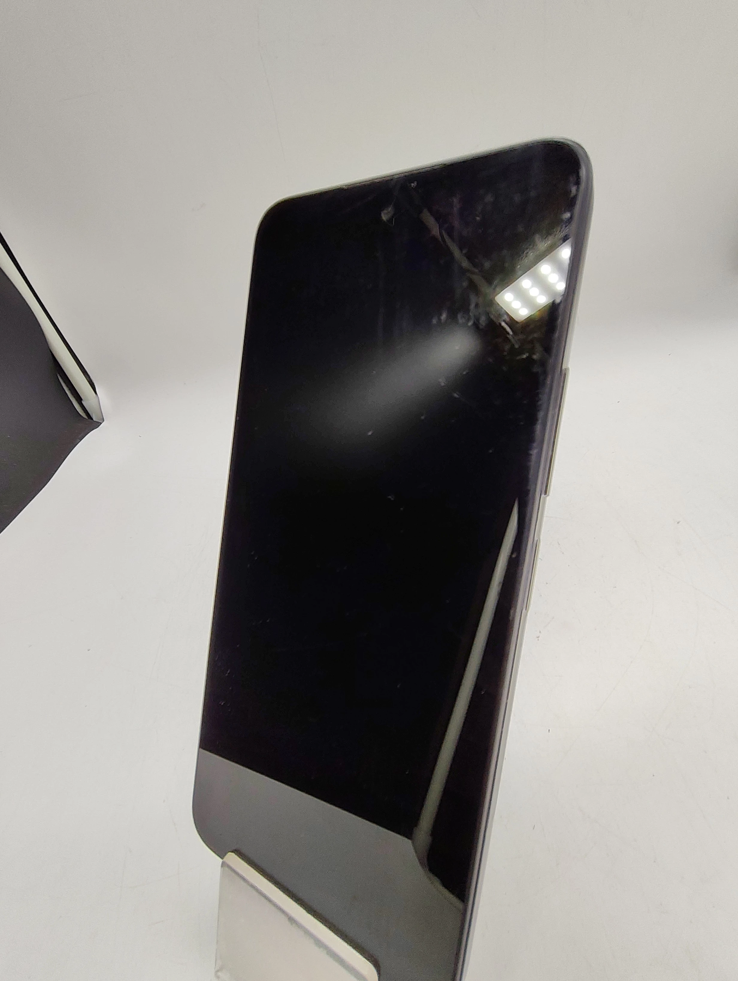 telefon-redmi-12-1284gb-pud-kod-producenta-redmi12black