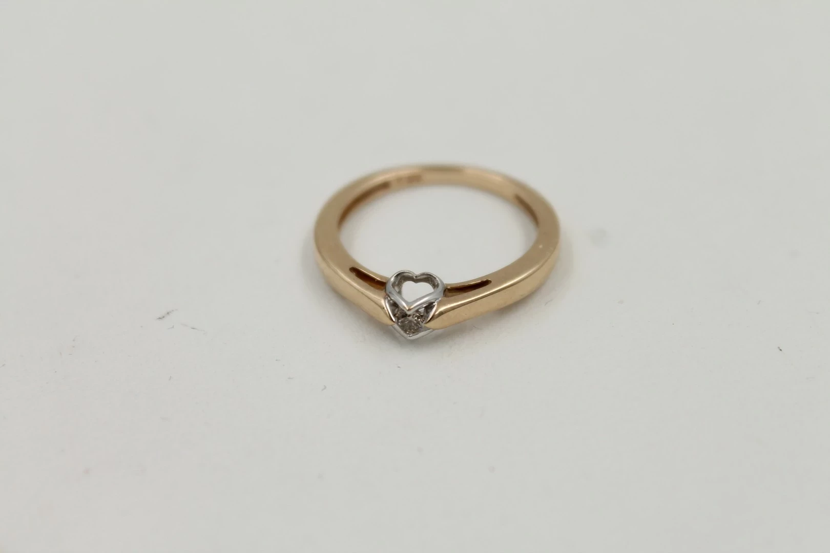 sliczny-zloty-pierscionek-375-r12-chelminska-56-grudziadz