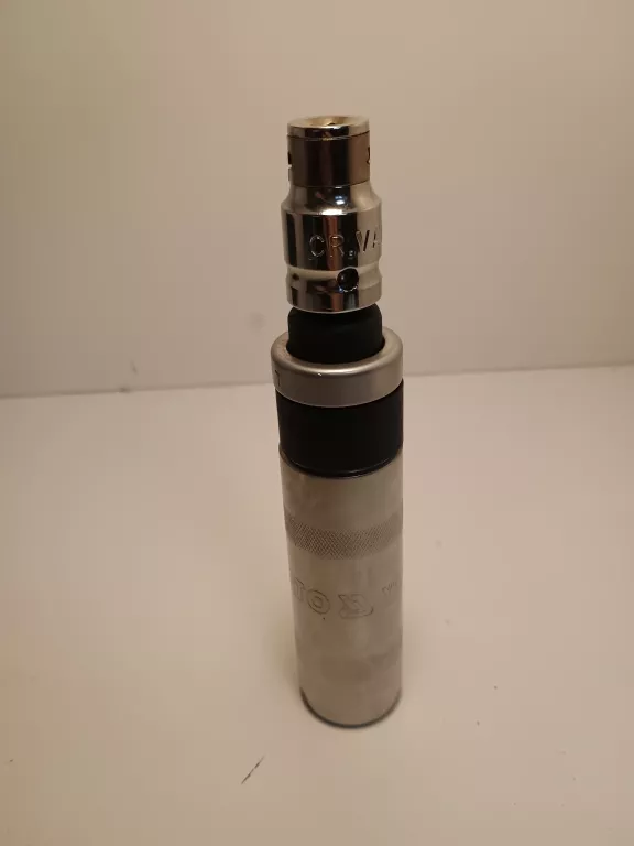 yato-zestaw-wkretak-udarowy-z-koncowkami-15szt-yt-28015-stan-11323-2