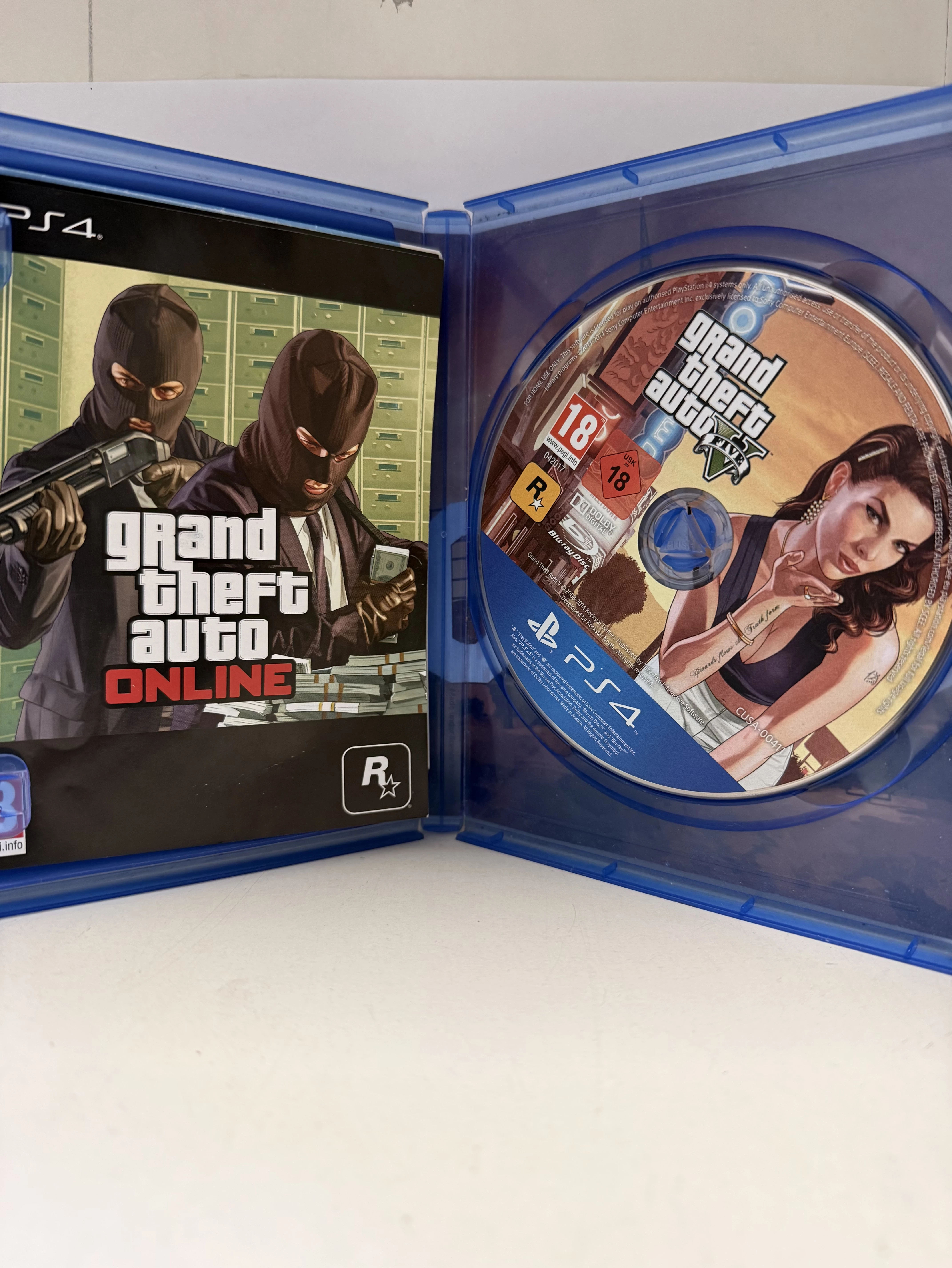 gra-na-ps4-gta-v-ean-gtin-5906599587388