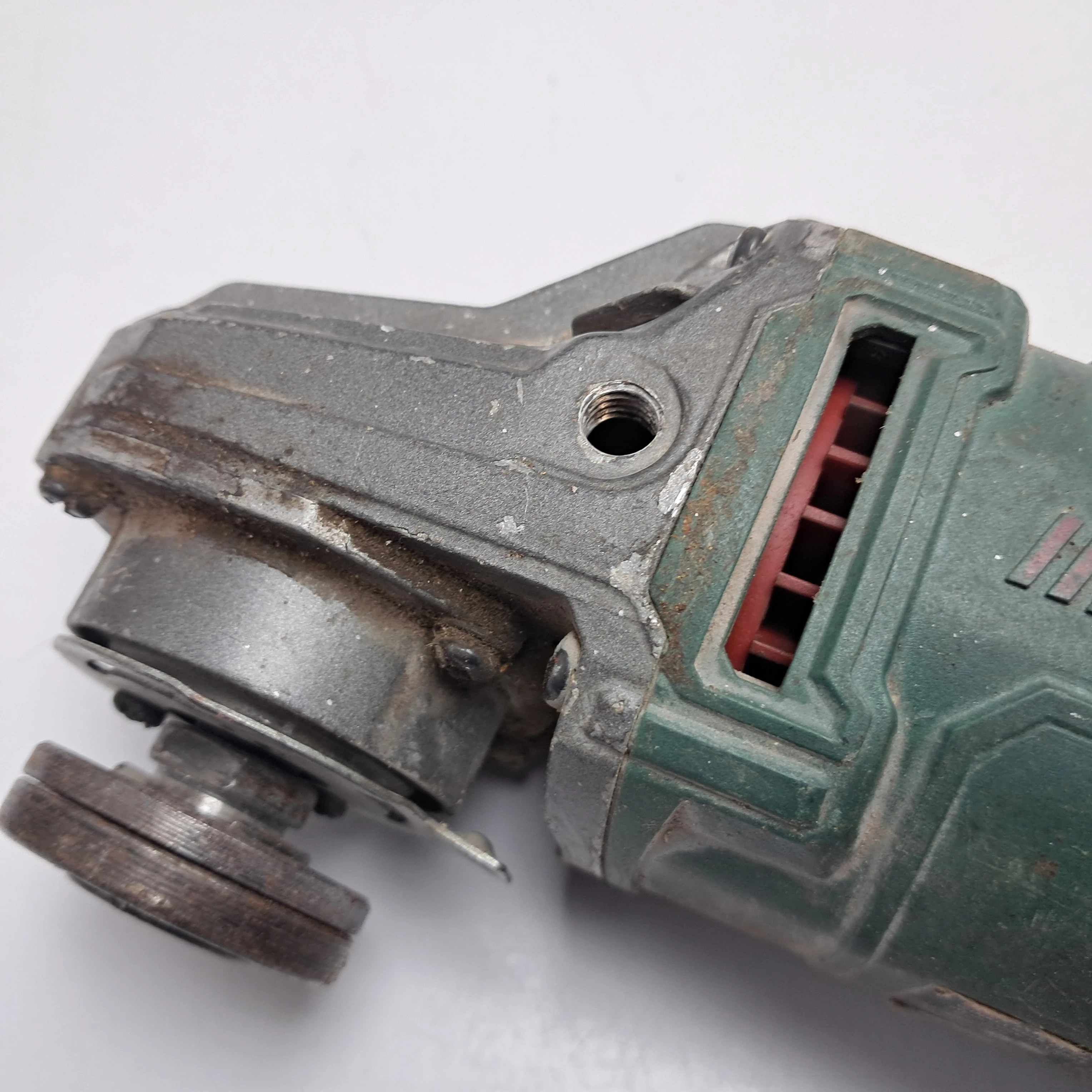 szlifierka-katowa-parkside-stan-11323-2