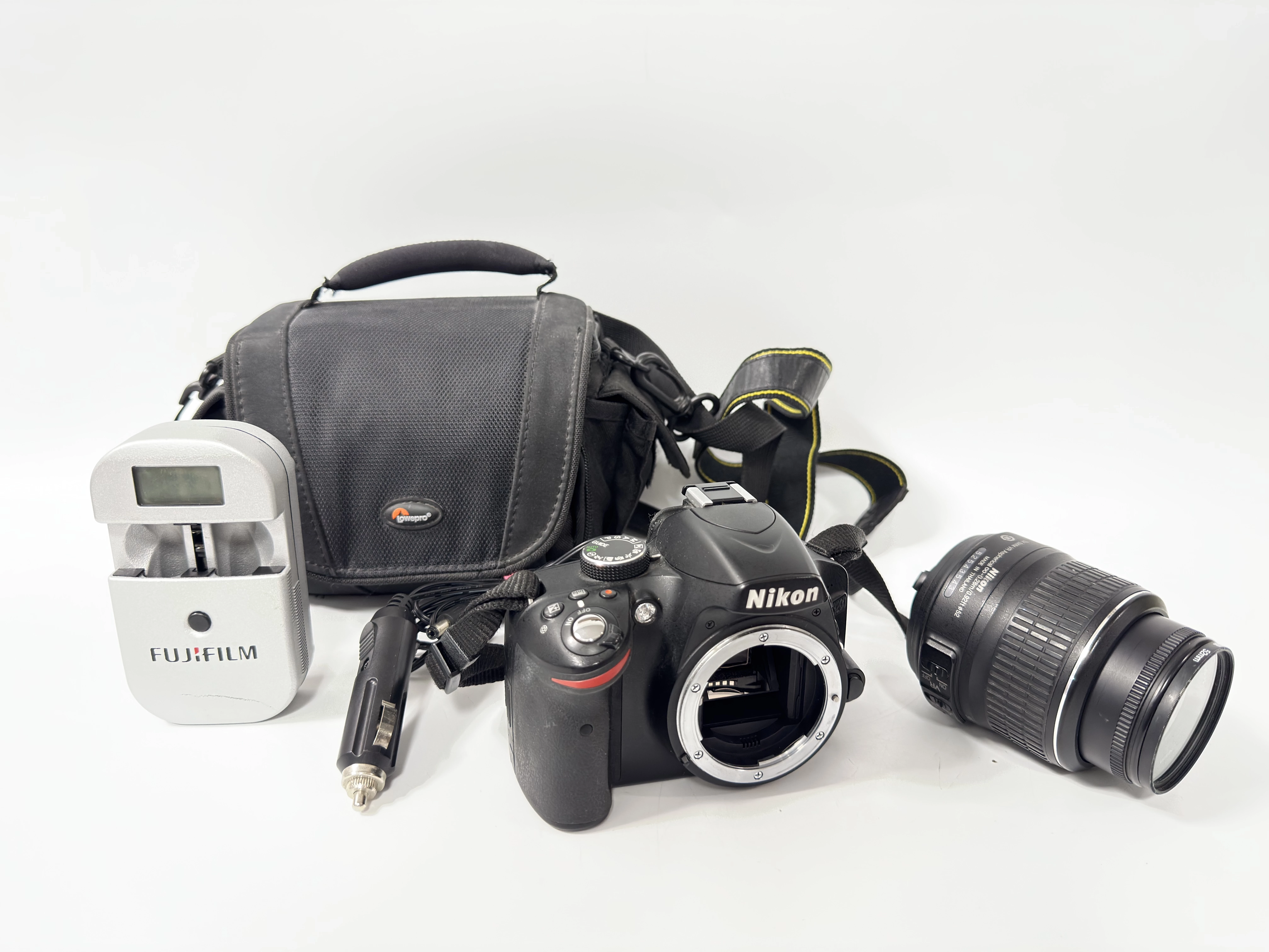 aparat-nikon-d3200-obiektyw-af-s-nikkor-18-55mm-cieszynska-128-bielsko-biala-bis