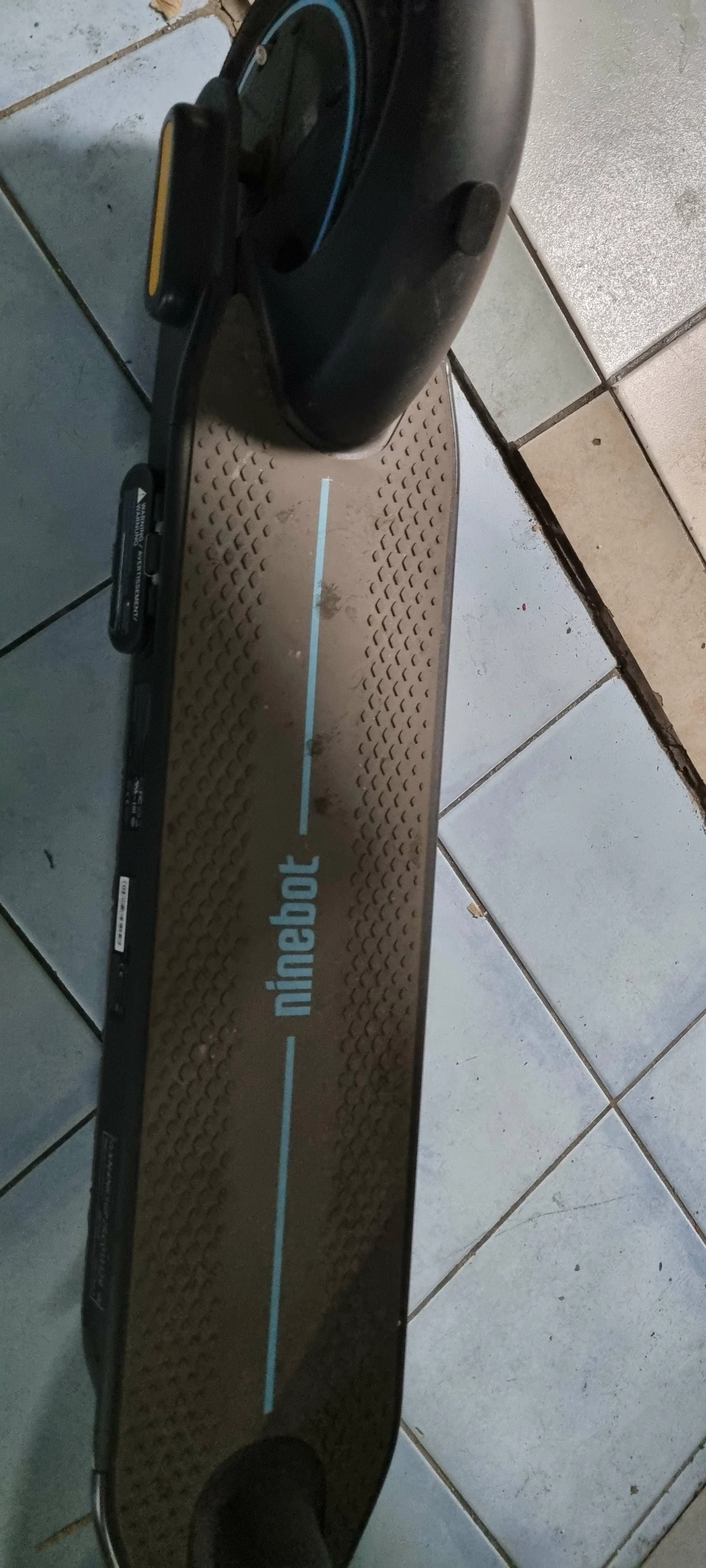 hulajnoga-segway-ninebot-max-g30d-ii-350w-20kmh-waga-1950