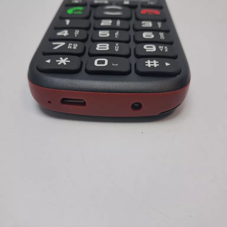 telefon-maxcom-mm428bb-ean-gtin-5908235972855