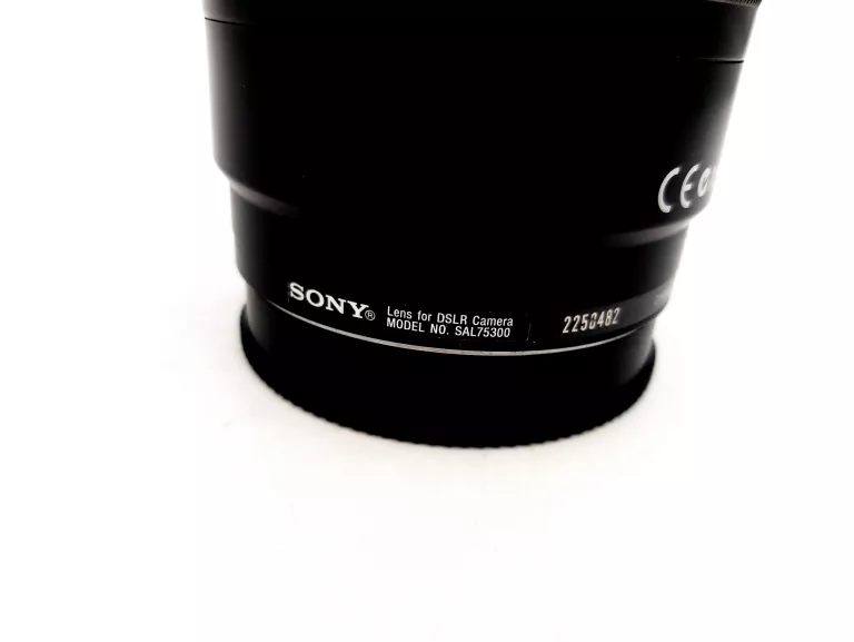 obiektyw-sony-75-300-45-56-15m49ft-macro-stan-11323-2