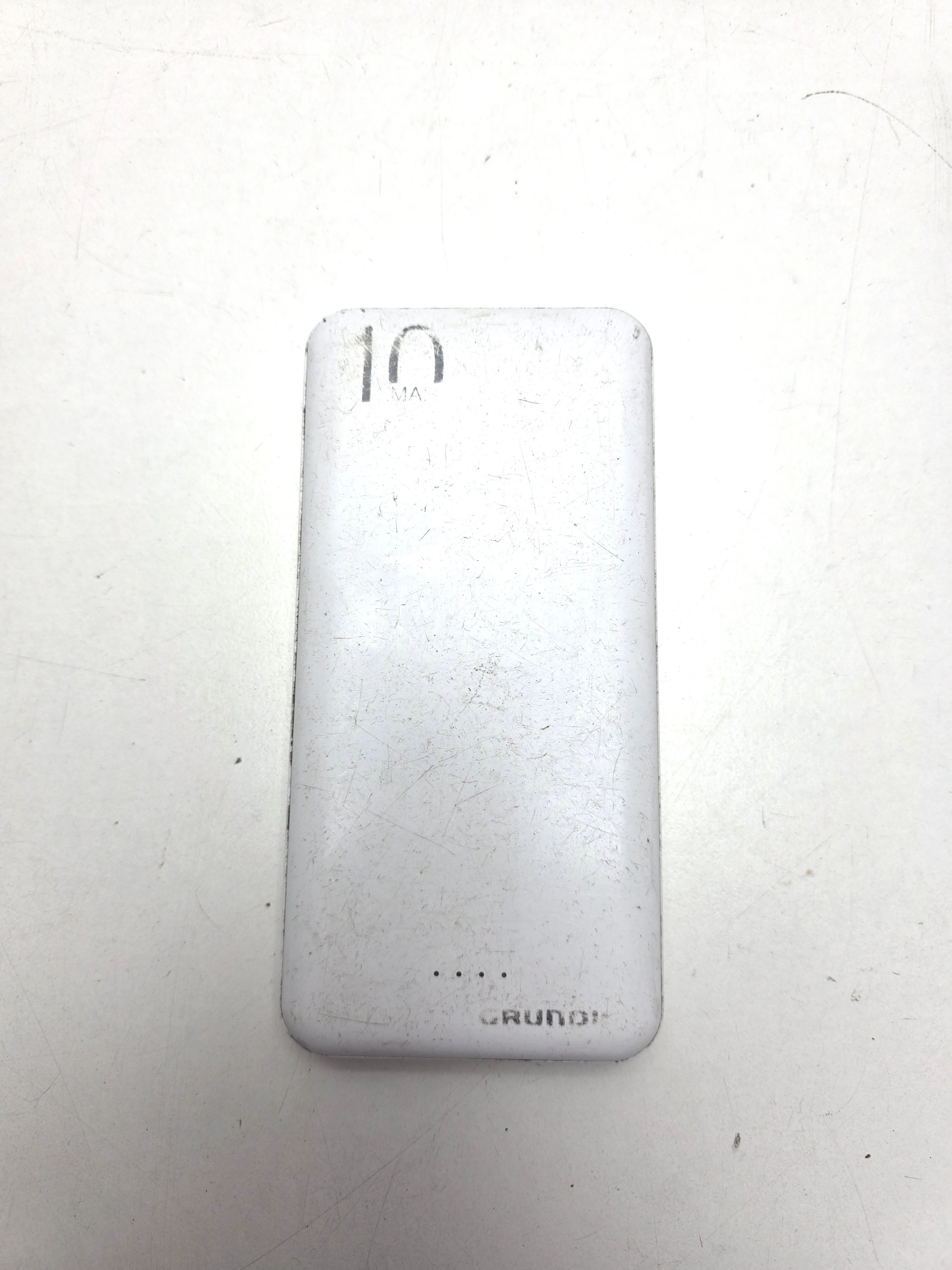 powerbank-grundig-10-000-mah-niepodleglosci-393-gryfice