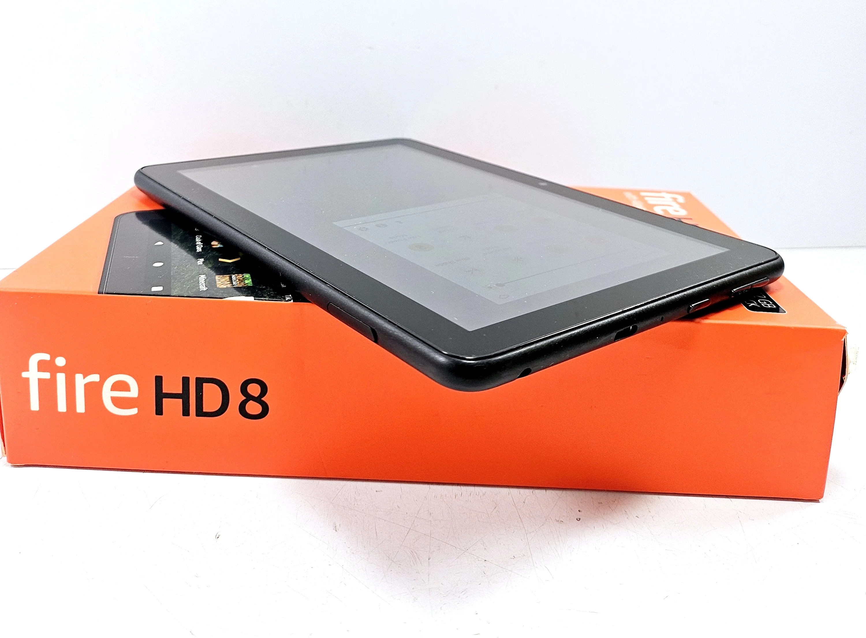 tablet-amazon-fire-hd-8-232gb-stan-11323-2