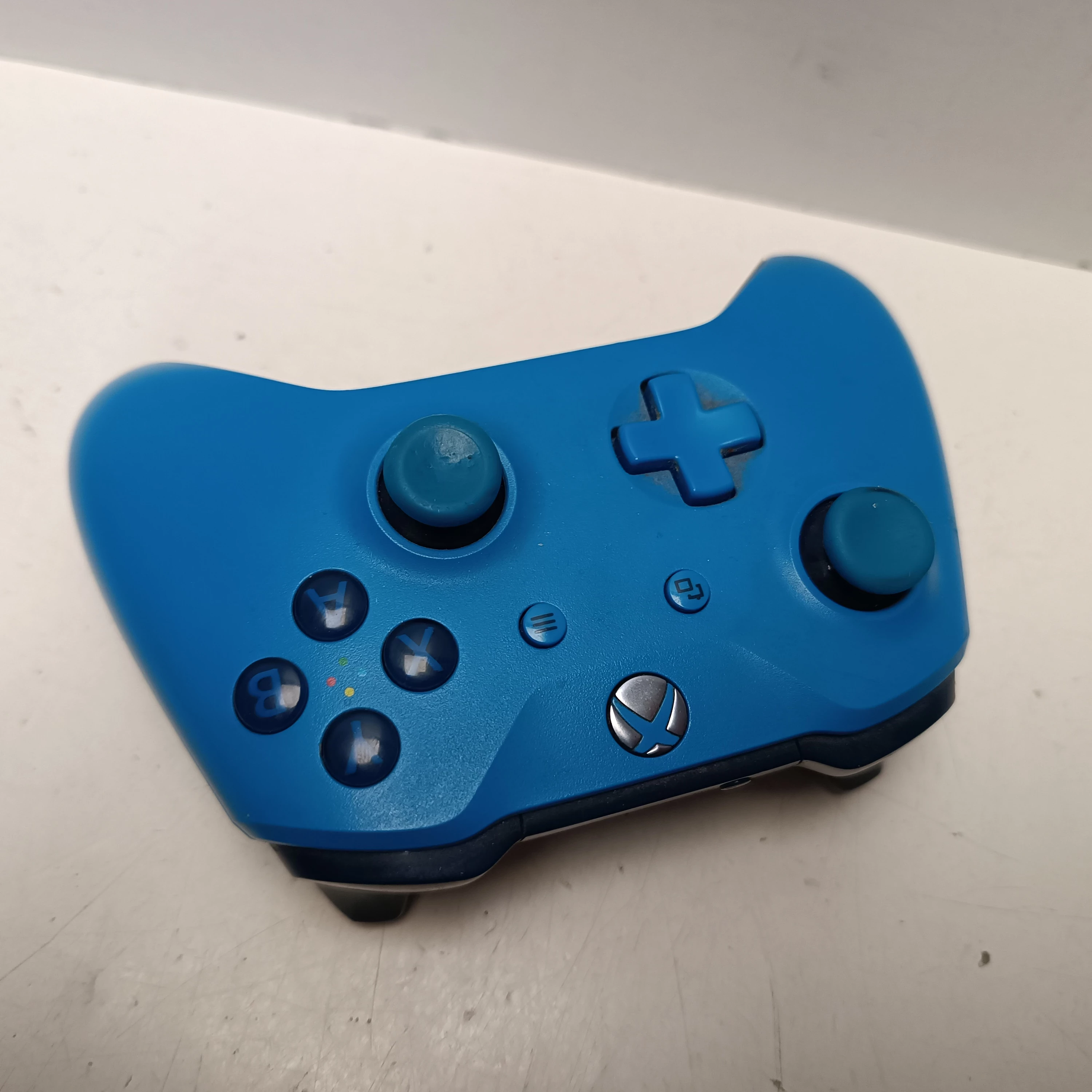 pad-xbox-one-1708-niebieski-stan-11323-2