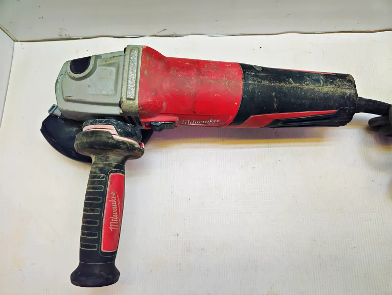 szlifierka-katowa-milwaukee-agv-15-125-xe-numer-katalogowy-czesci-4933428120