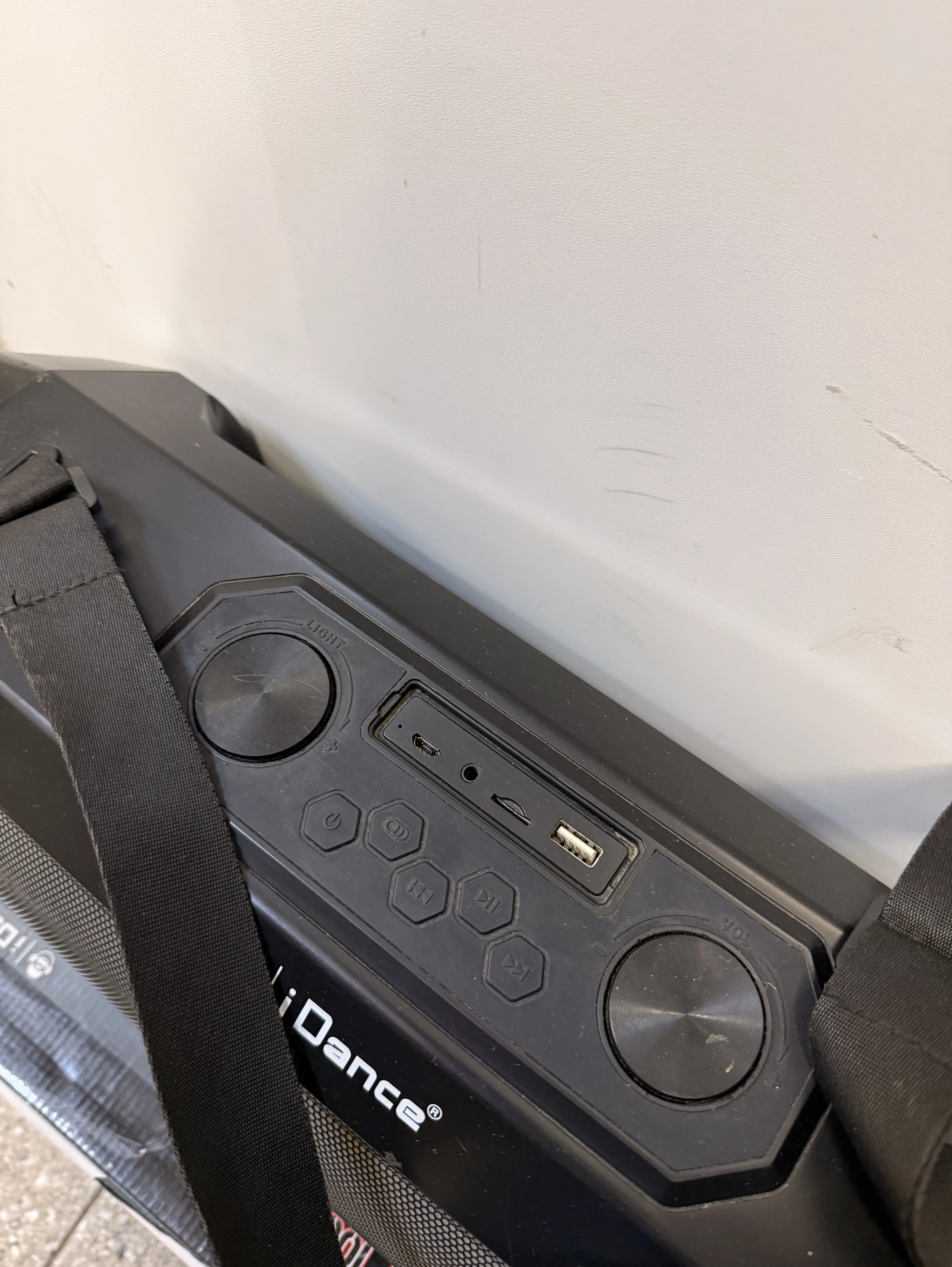 glosnik-bluetooth-idance-cyclone-1000-moc-10000