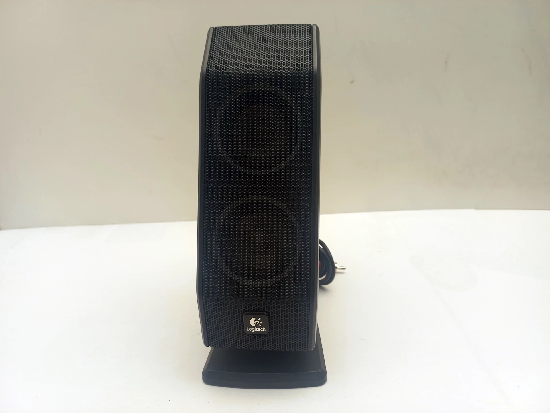 glosniki-komputerowe-51-logitech-x540-kod-producenta-x-540