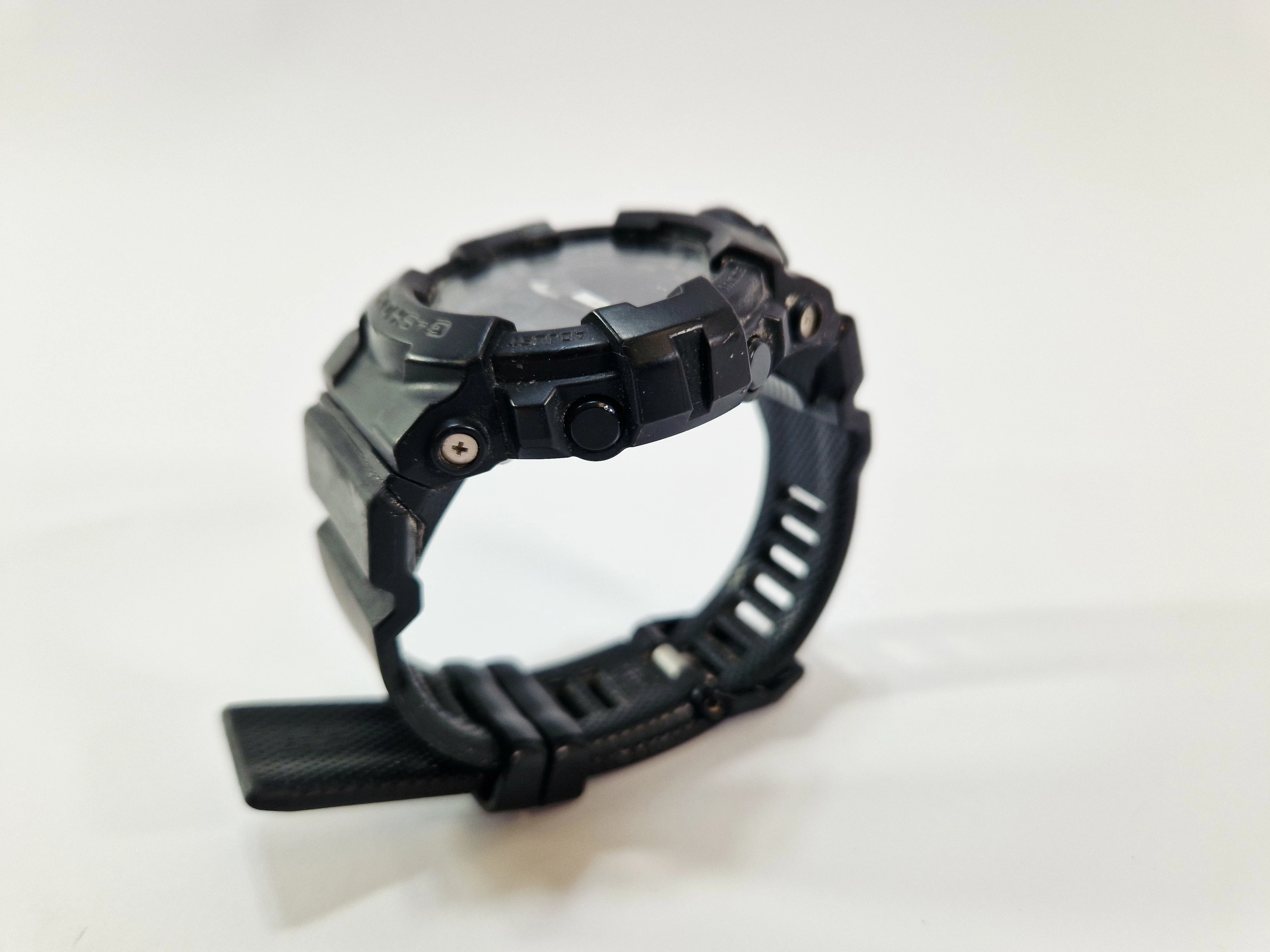 zegarek-sportowy-casio-g-shock-gba-800-czarny-mechanizm-18738-1