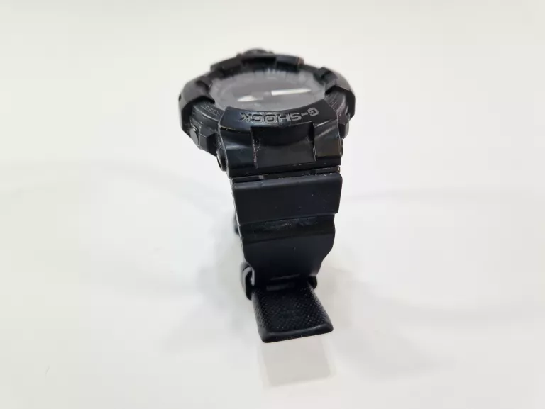 zegarek-sportowy-casio-g-shock-gba-800-czarny-material-paska-129219-3