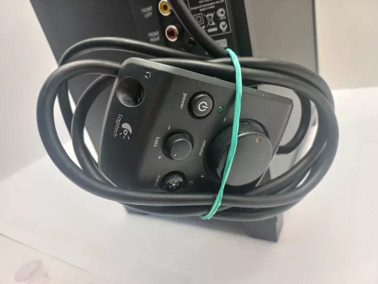 glosniki-komputerowe-51-logitech-x540-sterowanie-129753-1784740