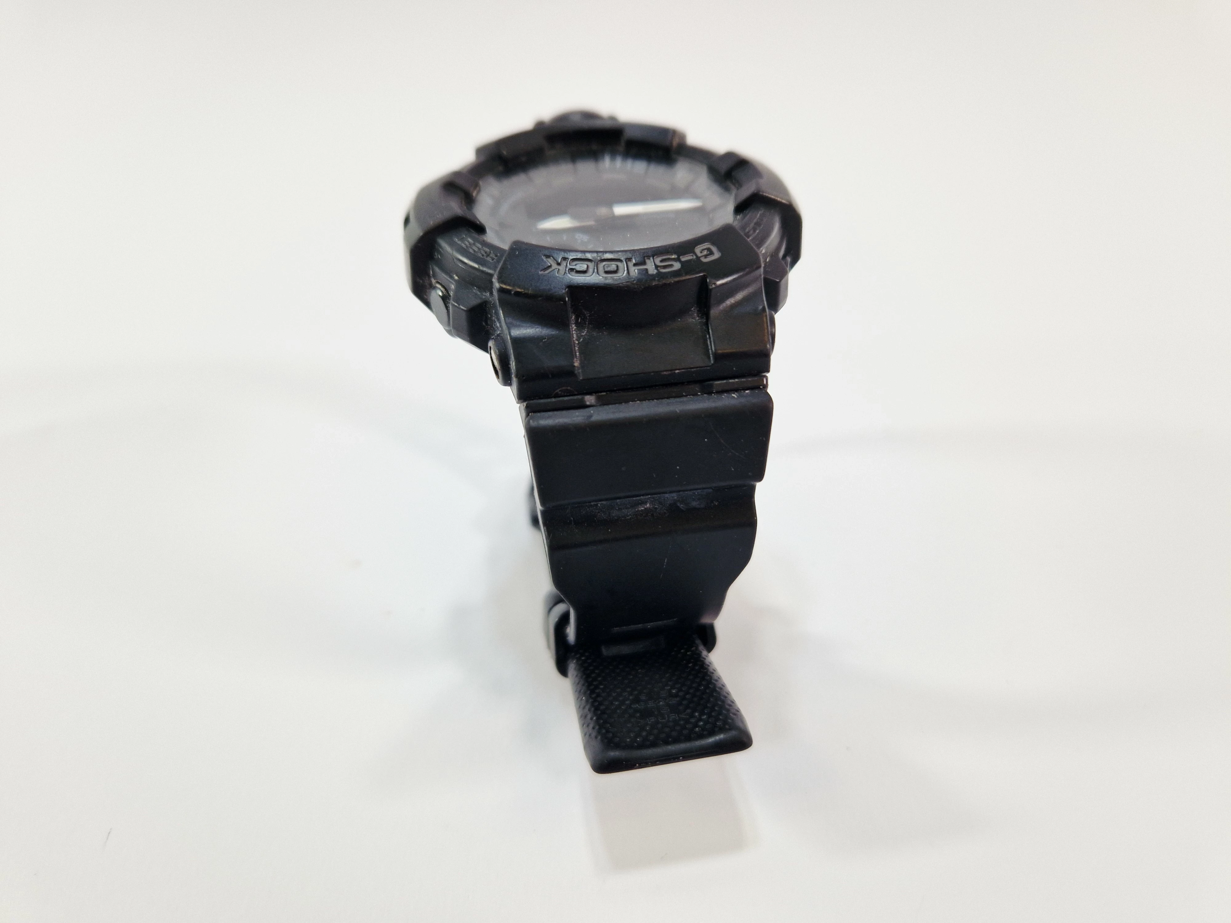 zegarek-sportowy-casio-g-shock-gba-800-czarny-material-paska-129219-3