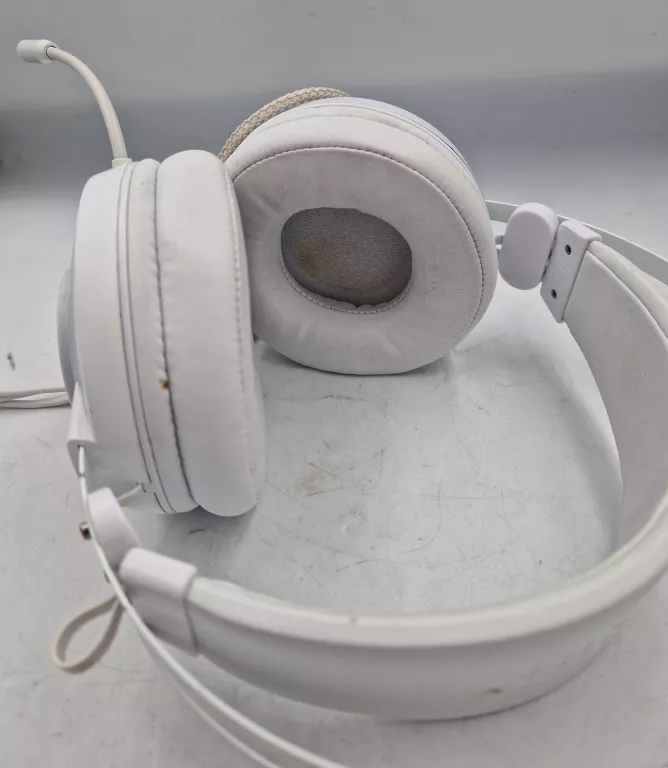 sluchawki-genesis-neon-600-kod-producenta-nsg-1869