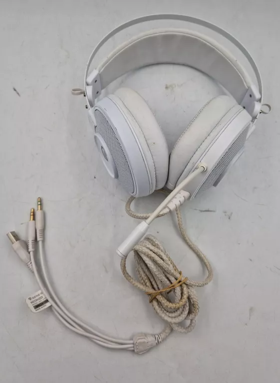 sluchawki-genesis-neon-600-seminaryjska-2-kielce