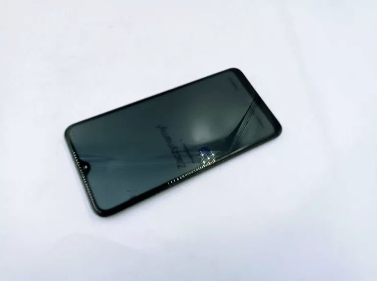 telefon-samsung-galaxy-a10-przekatna-ekranu-62